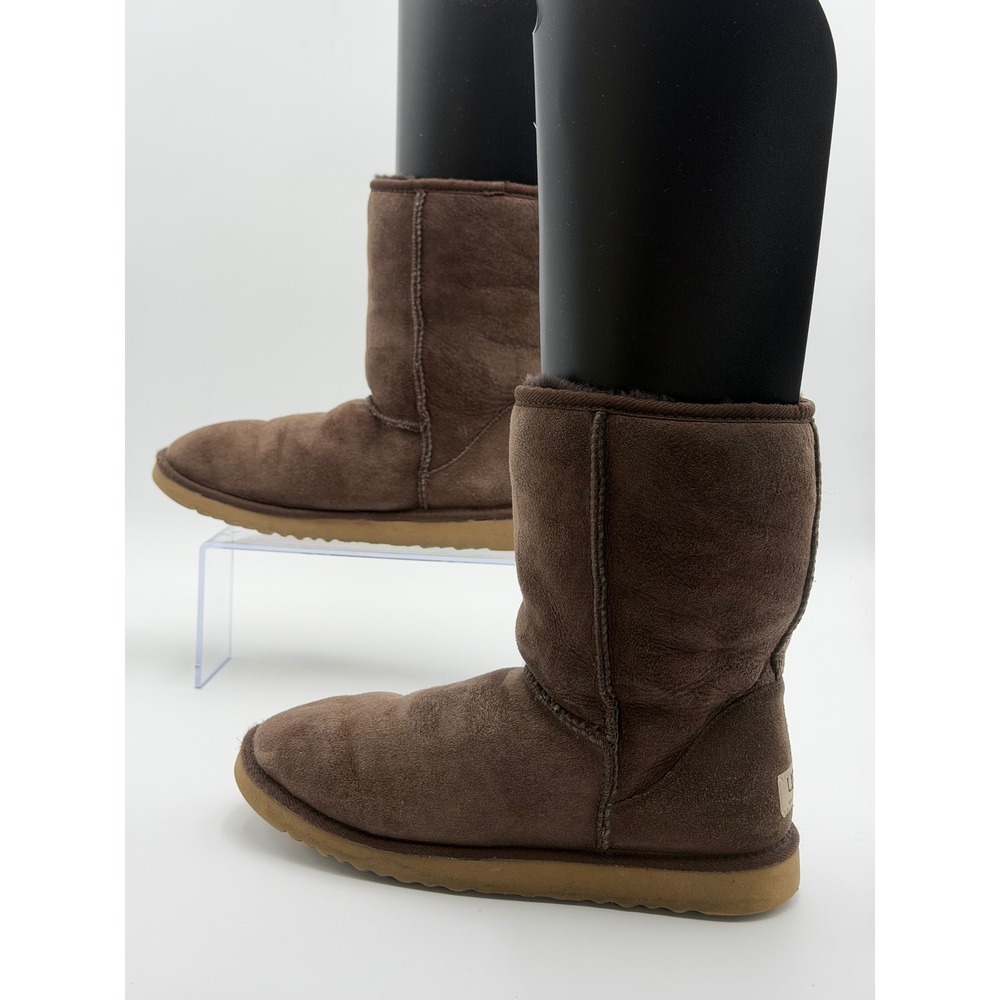 UGG Classic Short Womens 9 Chocolate Brown Suede Sheepskin Winter Boots 5825